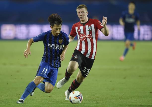 和坚实的防 和坚实的防