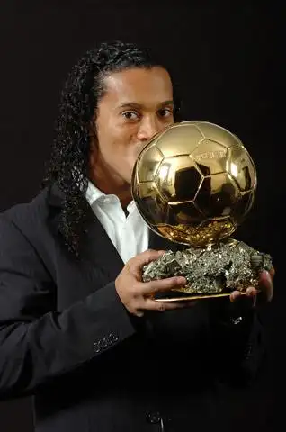 了他的俱乐 了他的俱乐